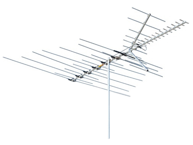   Channel Master CM 3679 Deep Fringe Crossfire Series Outdoor TV Antenna