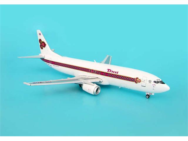 Phoenix Diecast Models 1 200 PH2THA056 Thai 737 400 Old Livery with HS TDB