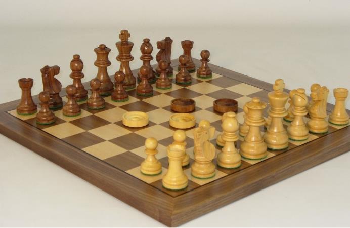 WW Chess 30SF 35 14  Chess & Checker Set