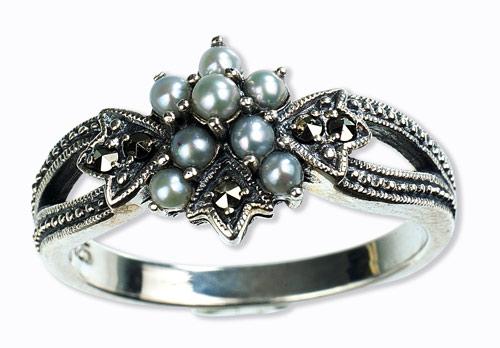 Star Gaze Silver Natural Seed Pearl Ring (Size 5)