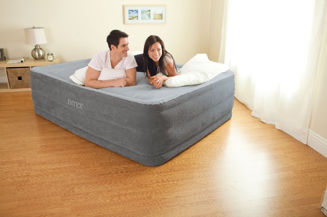 Intex Comfort Plush High Rise Airbed with Built In Pump   Queen | 64417E