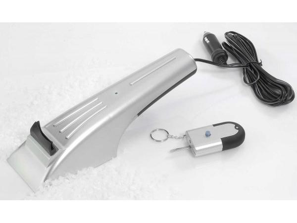 Heated Ice Scraper with Hot Key Set   by Princess International