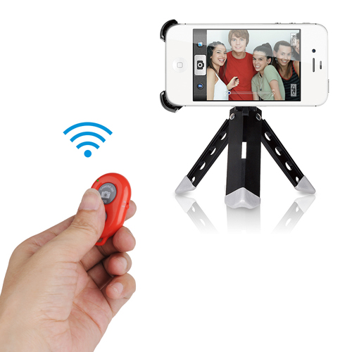 Black Wireless Bluetooth Remote Control Camera Shutter Release Self Timer for IOS and Android Smartphones, iPhone4 4s 5 5c 5s iPad 2 3 iPod Touch Samsung Galaxy S2 S3 S4 note 2 3 etc.